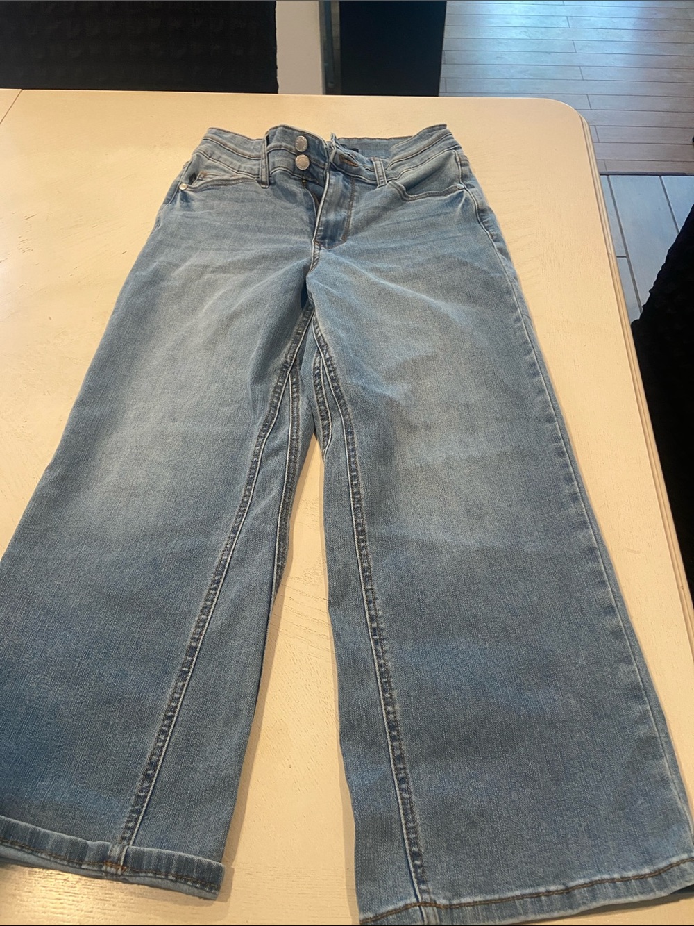 Judy Blue Light Wash Wide-Leg Jeans